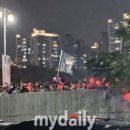 &#34;이강철 나가&#34;는 없었다... 박수받을 만했던 KT 퇴장, 팬들은 응원가 열창으로 화답 이미지