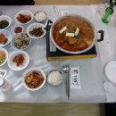 10월 산행지 천보산 홍산가든 닭도리탕 세팅 ^-^ 이미지