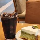 투썸플레이스부산화명코오롱점