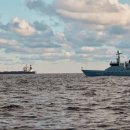 E.U. Vessels Surround Anchored Chinese Ship After Baltic Sea Cables Are Sev 이미지