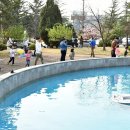 동전던지기 조형물 이미지