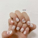 꽃나비 네일 이미지