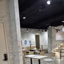 카페 로얄마카롱 신사역점