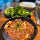 꽃담갈비 학동점 | 여수 현지인 추천 돼지갈비 맛집 [꽃담갈비]학동점 방문후기 - 키즈룸,단체석,셀프바 이용가능한 센스...