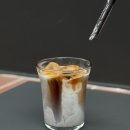 폴링인커피 이미지