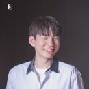 펜스 너머로 가을바람이 불기 시작해 이미지