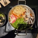 강남N타워 석문어 직장인 점심 후기 – 점심특선 칼국수 &amp; 바삭한 돌문어 버섯전 먹방!