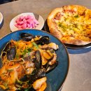 토마토피자 | 영천동 맛집 구스토피아–동탄 11자상가 파스타·피자 맛집, 해산물 토마토 파스타 먹어본 후기