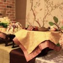 꽃과 바늘과 실타래 이미지