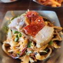 덕곡 오복식당 앞 | 속초 해수욕장 맛집 오복식당 속초본점 아이랑 가기 좋은 해물칼국수