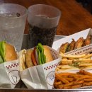 치킨플러스 국회의사당점 | 국회의사당역 맛집 혼밥하기 좋은 여의도 점심 맛집 바스버거
