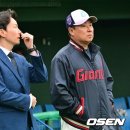 “롯데에서 연락 받은 거 없다” 서울 구단 코치, 롯데 단장 내정설 헛소문이었나 이미지