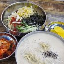 원주 우산동 노포 맛집 우리밀국수에서 비빔국수, 콩국수 먹고 왔어요