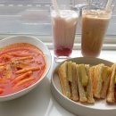 수원-0883 | 24시간 영업하는 수원시청역카페 권선동카페 카공하기 좋은 플러스82 본점