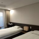 성산보건지소 | 제주 성산 골든튤립 호텔 2인 루프탑 수영장 이용 후기