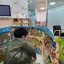 지혜샘도서관 1층 이미지