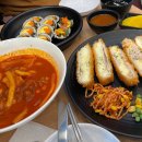 양재역분식 맛집 싸다김밥 양재역점 직장인 점심 혼밥 메뉴 떡볶이 김밥 돈까스 후기