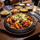 [가상의 맛집] 하늘정원 닭갈비 파주점 솔직 후기!