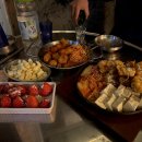 와이케이 더블유 | 사당동 술집 이수 안주맛집 견인지역│삼겹튀김두부김치, 연유달달딸기, 골뱅이소면치킨가라아케