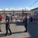 Jewish protesters block entrance to Trump administration's 'concentration camps' for migrants by Emma Snaith,The Independent 이미지