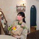 씨유대전관평점 | 04.10~04.16 I 나이 들수록 꽃이 좋은 이유를 서술해 보시오