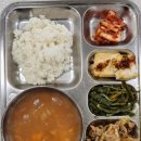 용산도서관 이미지