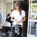 BRIGHT FEDORA 이미지