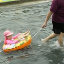 홍 순호-카메라로그린그림. 즐거운 물놀이-여의도 한강공원 이미지