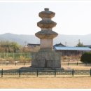 동 서