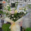노랑꽃집 선물의 집 이미지