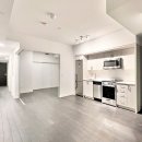 판매 Eglinton/Bayview 1B+D 유닛 585sq 완공 1.5년된 새콘도 이미지