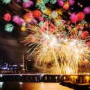 골든타워빌딩 | 2025 여의도 불꽃축제 완벽 가이드 9/27 일정 시간 참가국 데칼코마니 연출 골든티켓 명당 TIP 준비물