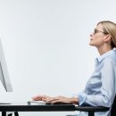 EYE 편안 안경&콘택트 | 누진다초점 안경을 쓰고 컴퓨터 모니터를 볼 때 불편??사무용안경으로 해결 하세요
