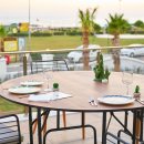 더 다이닝 테이블 이미지