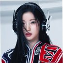아사, 무대 밖 일상 속 빛나는 비주얼…팬심 사로잡는 매력 분석