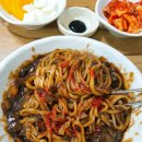 짜장면을호로록