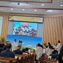 시민교회앞 | 여수 시민교회 주일 예배 방문기: '보이는 환경, 보이지 않는 가치'가 주는 따뜻한 위로와 평안