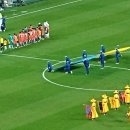 인천지방경찰청장 환담 후에 남수단 유소년 축구단(감독 임흥세)과 함께 월드컵 경기를 관전하였습니다 이미지