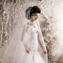 대전웨딩정보＞크리스털의 찬란한 반짝임이 드리워진 웨딩드레스, 새하얀집 이미지