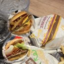 메디쿼터 | 맥도날드 일냈다! 6월 신메뉴 크리미 파마산 1955&amp;쿼터파운더 치즈