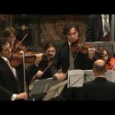 비발디 '2대의 바이올린과 류트를 위한 협주곡' 1715년 요한 프리드리히 아르만트 폰 우펜바흐가 이탈리아를 방문했을 때 그는 비발디를 이미지