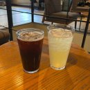 스타벅스 금련산역점 이미지