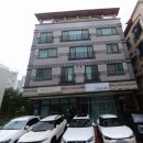 황금빛공인중개사사무소 이미지