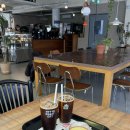 3월26일커피카페 | 부산 광안리 카페 추천 | 히떼로스터리 광안점 필터커피·디카페인 아메리카노, 밀크롤 내돈내산 후기