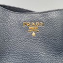 백화점 프라다 PRADA 명품가방 판매 이미지
