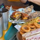 치트델리 | [춘천 명동 맛집] 육즙 가득 칠리치즈버거와 인생 잠봉뵈르 '콘스델리' | 웨이팅, 주차 정보