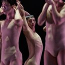 유럽 도시에 흐르는 클래식 음악 이미지