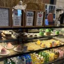 메모리아 | 이태원 커피 / 이태원역 대형 카페 "메모리아 인 이태원" 디저트 후기