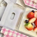 투썸플레이스 부천역로데오점 | 투썸 생딸기 요거트 생크림 바스켓 투썸플레이스 케이크 신상 실망 홀케이크 떠먹케 떠먹는 케이크 용량...