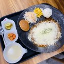 브라운 돈가스 이미지